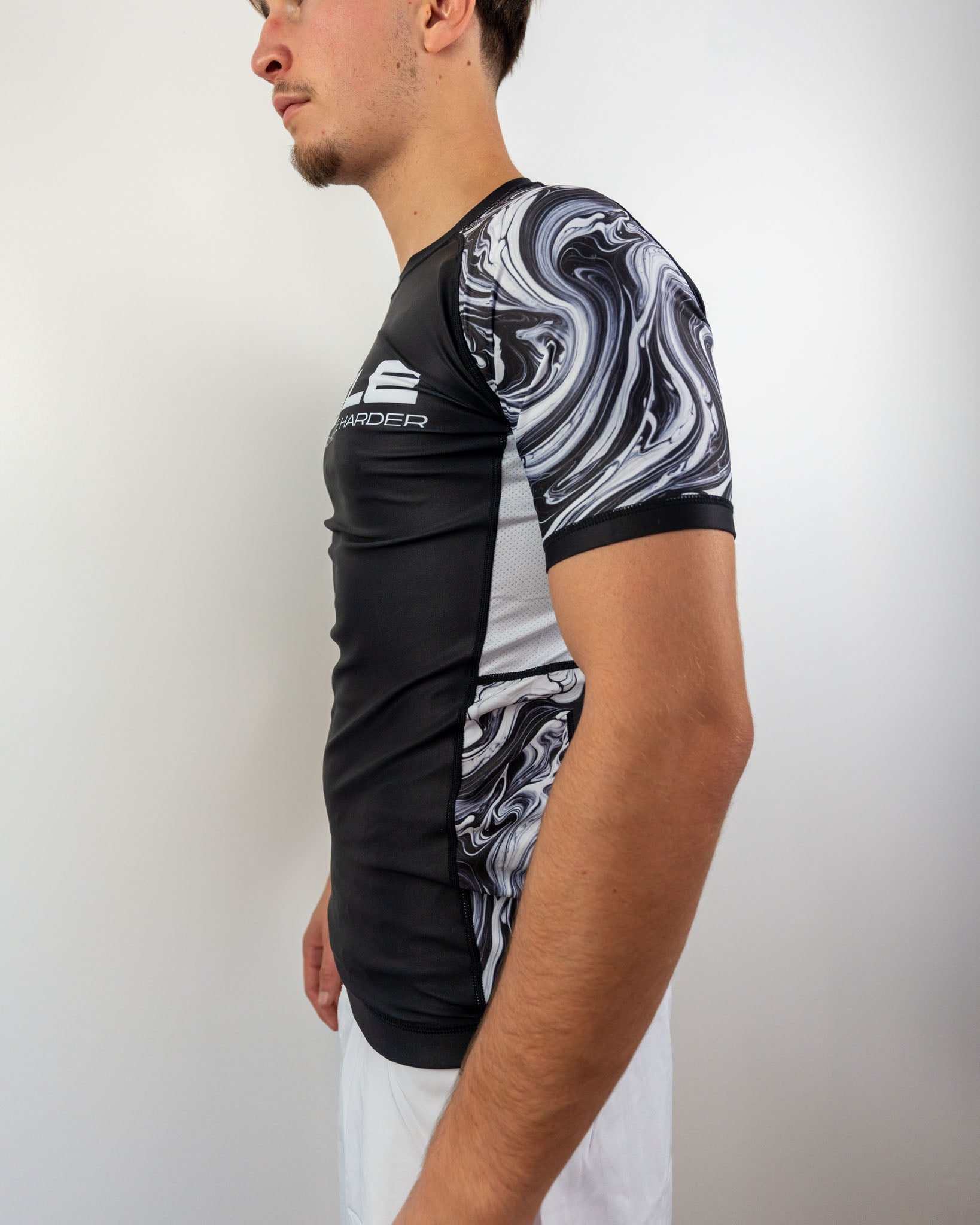 RASHGUARD NOIR